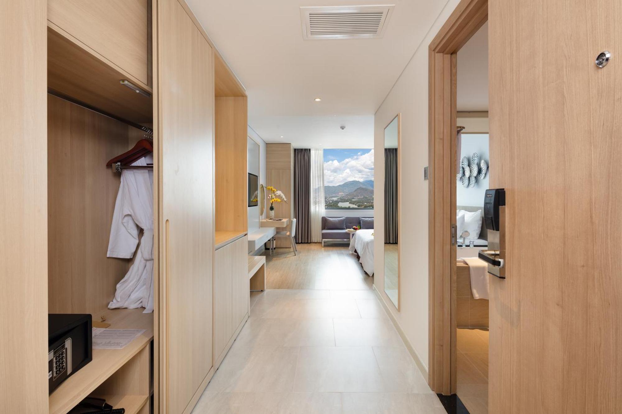 DQua Hotel&Apartment Nha Trang Buitenkant foto